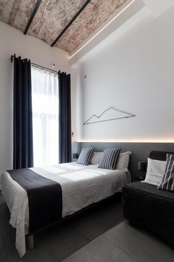 Vesucharme Suite Luxury Room Νάπολη Εξωτερικό φωτογραφία