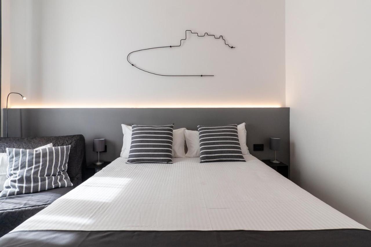 Vesucharme Suite Luxury Room Νάπολη Εξωτερικό φωτογραφία