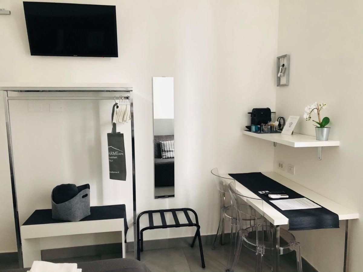 Vesucharme Suite Luxury Room Νάπολη Εξωτερικό φωτογραφία