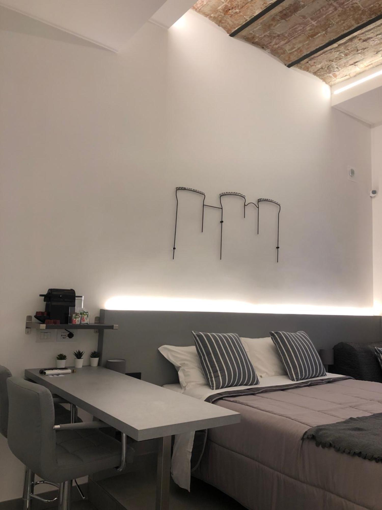 Vesucharme Suite Luxury Room Νάπολη Εξωτερικό φωτογραφία