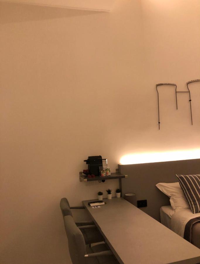 Vesucharme Suite Luxury Room Νάπολη Εξωτερικό φωτογραφία