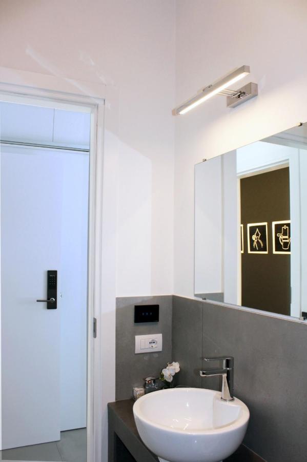 Vesucharme Suite Luxury Room Νάπολη Εξωτερικό φωτογραφία